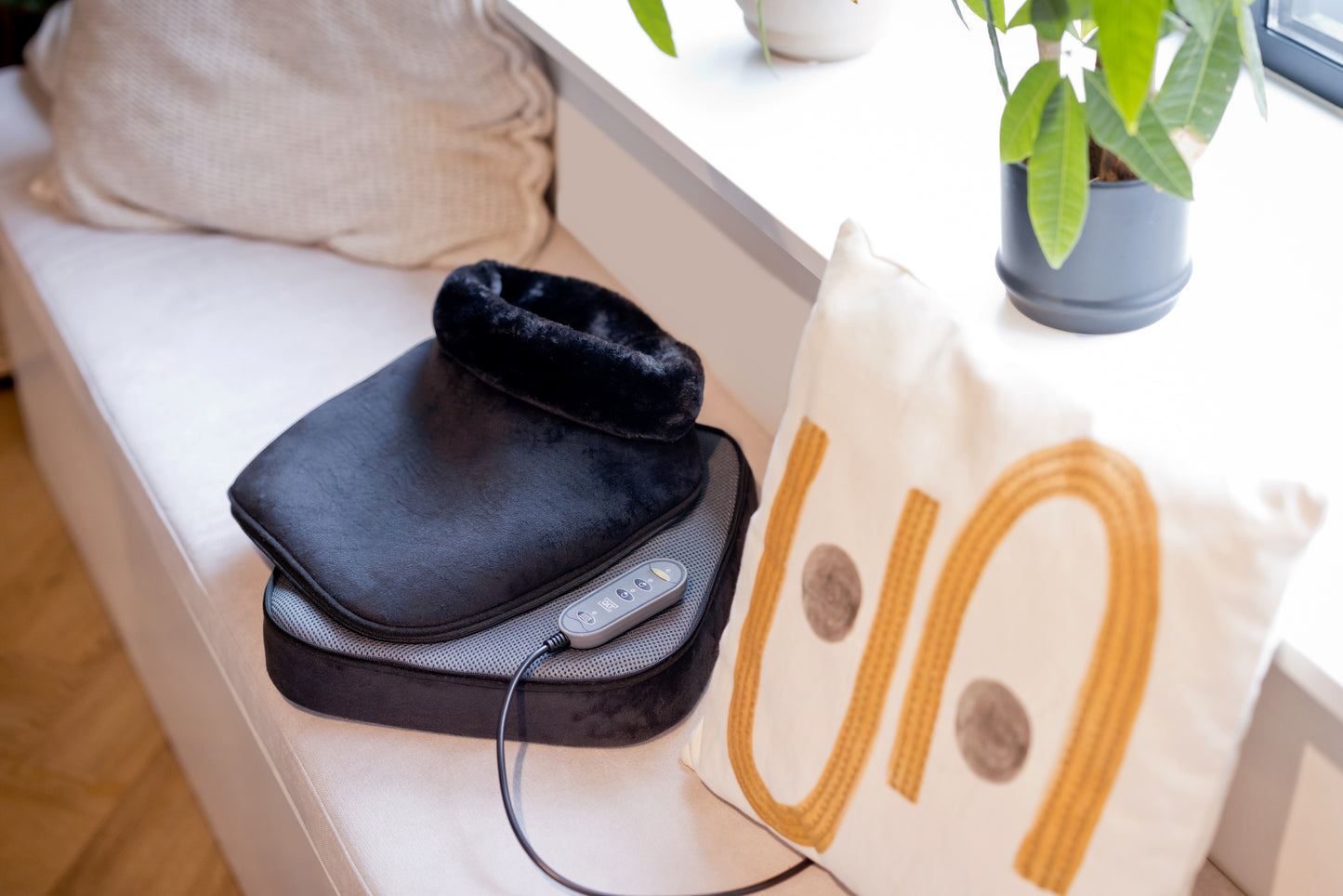 QLT Elektrisk Shiatsu 2-i-1 massager med varmefunktion