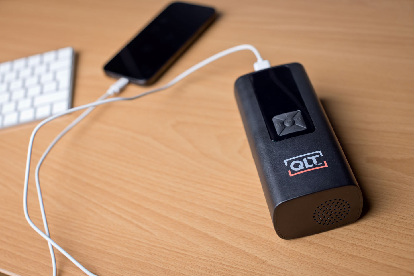 QLT Luftkompressor Pro og Powerbank – 4 Mundstykker og Opladerkabel